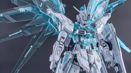 MG 1100 Freedom Gundam Ver.2.0 Clear Blue Myniatures