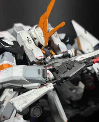 Barzam II Ausra [Cowslip] Myniatures