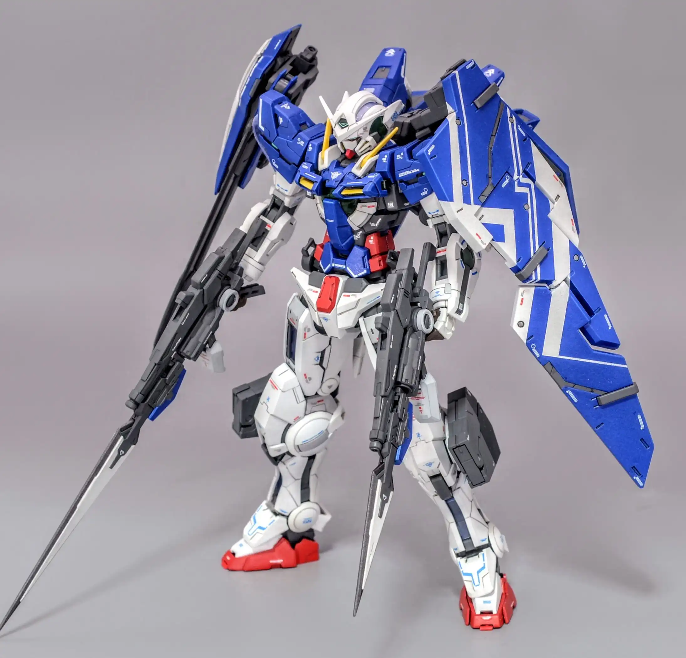 MG 1100 Gundam Exia Mod Myniatures