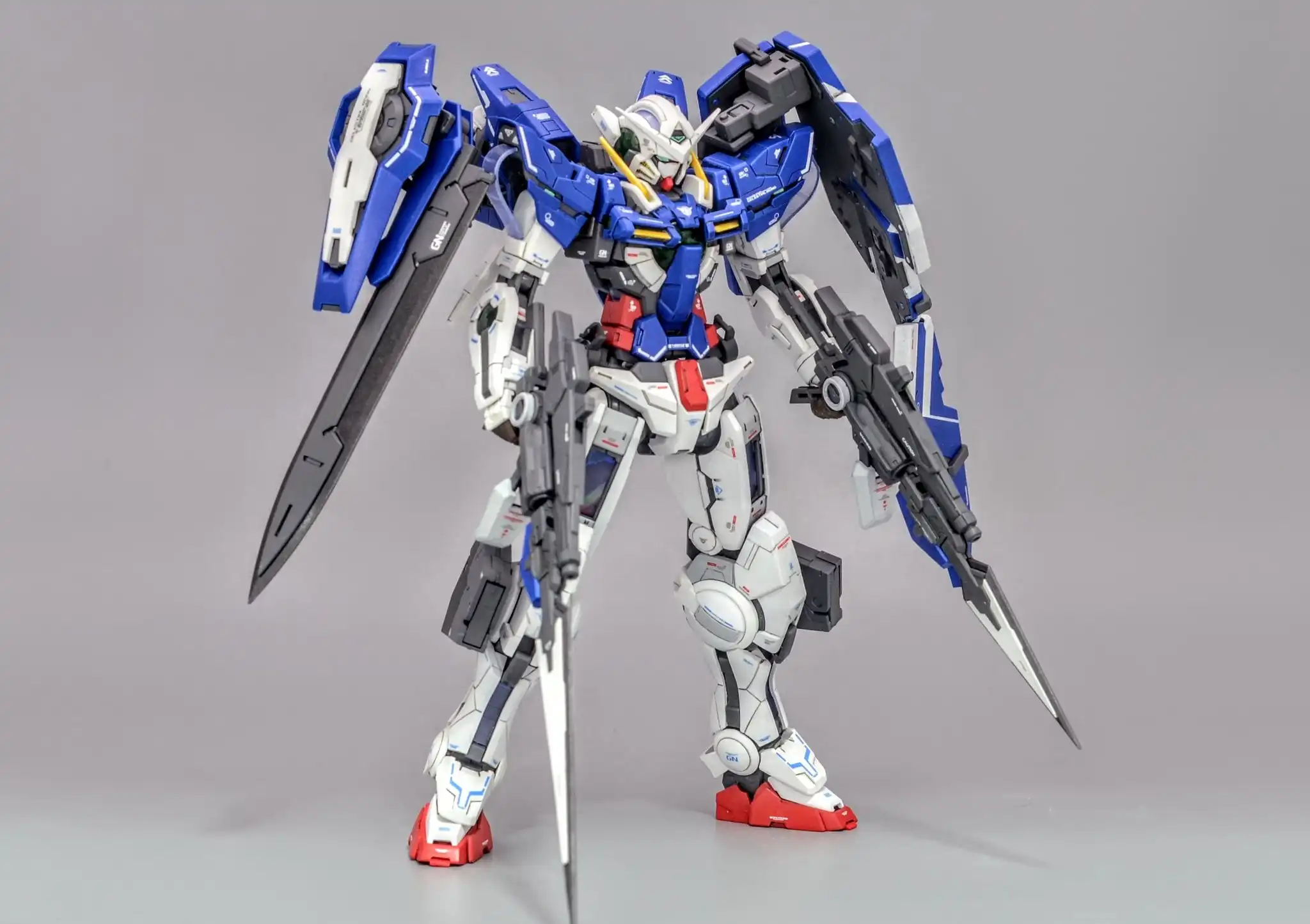 MG 1100 Gundam Exia Mod Myniatures