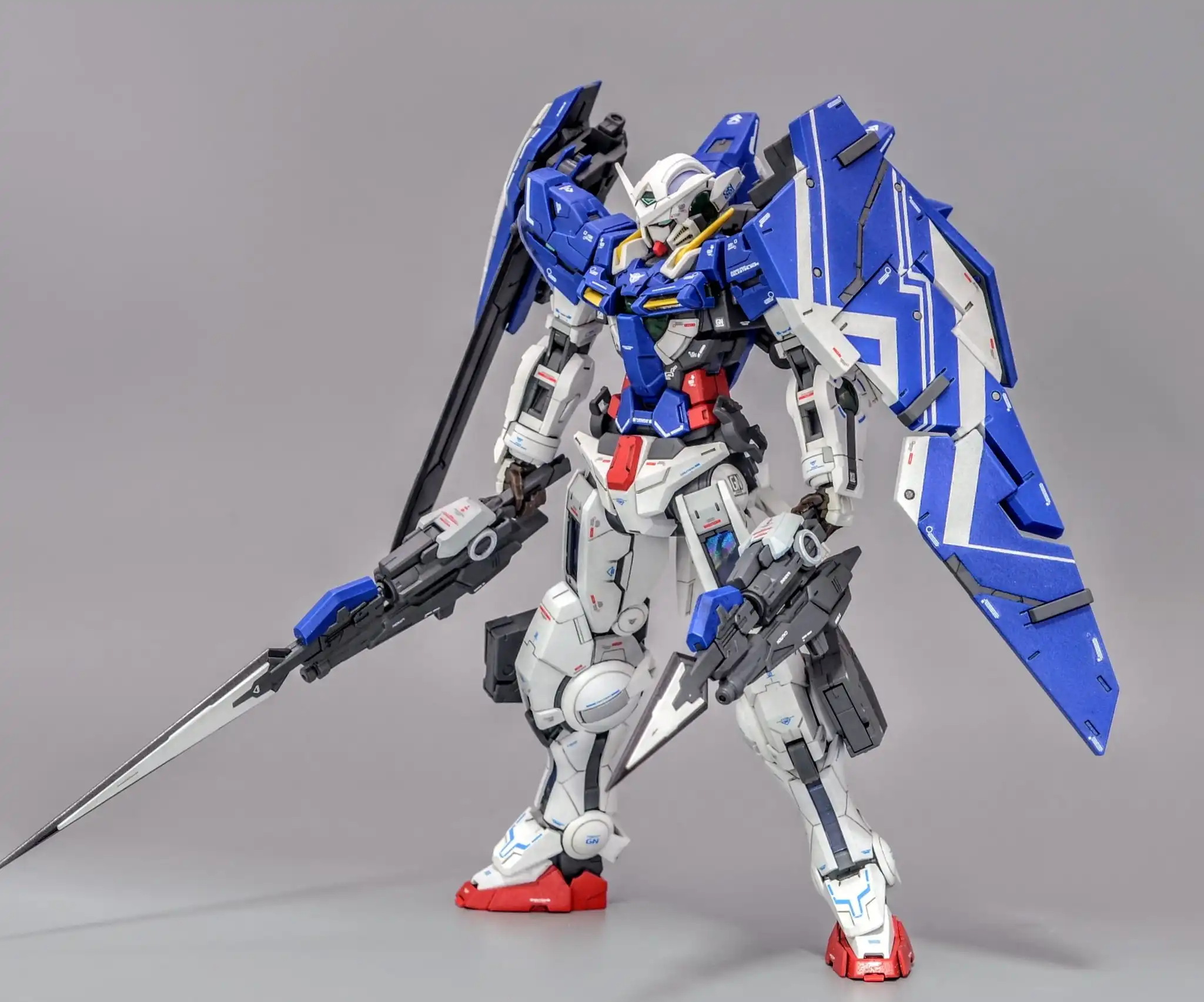 MG 1100 Gundam Exia Mod Myniatures