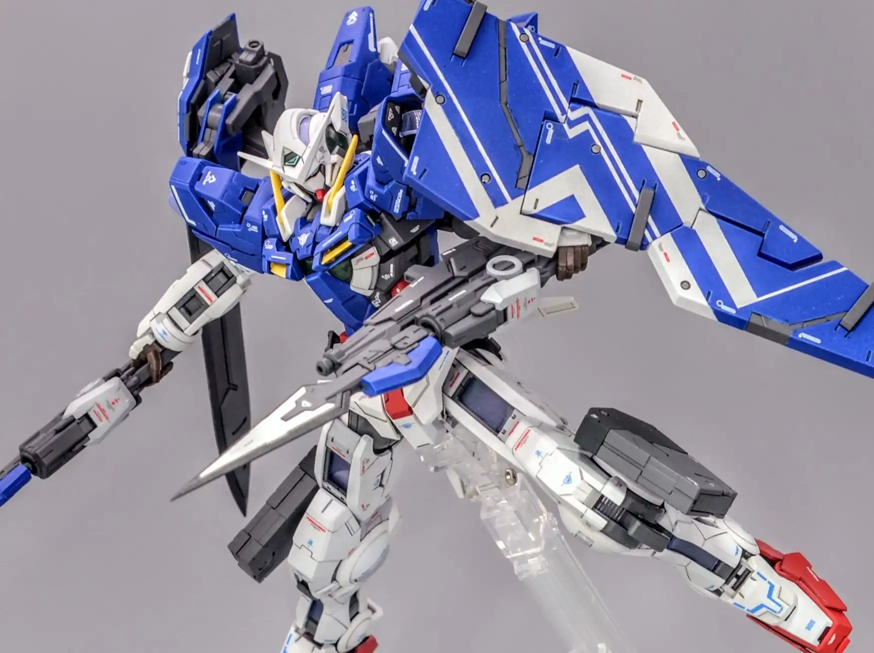 MG 1100 Gundam Exia Mod Myniatures