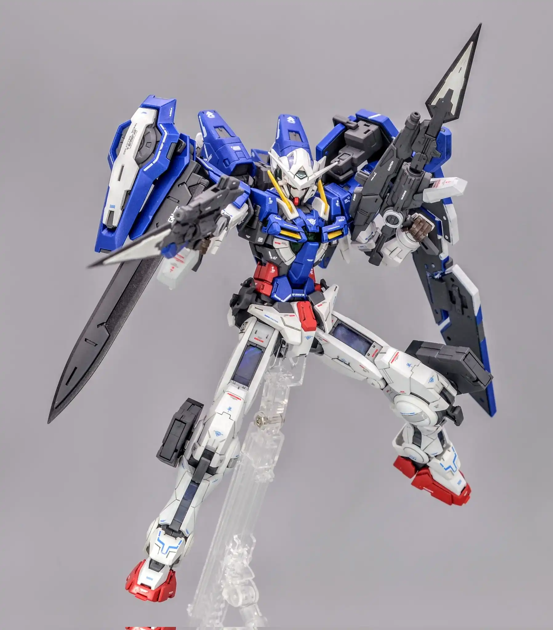 MG 1100 Gundam Exia Mod Myniatures