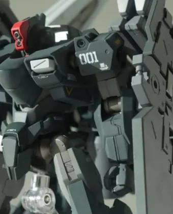 Custom Gundam Command Lfrith Myniatures