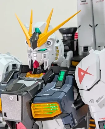 PGU ν Gundam Myniatures
