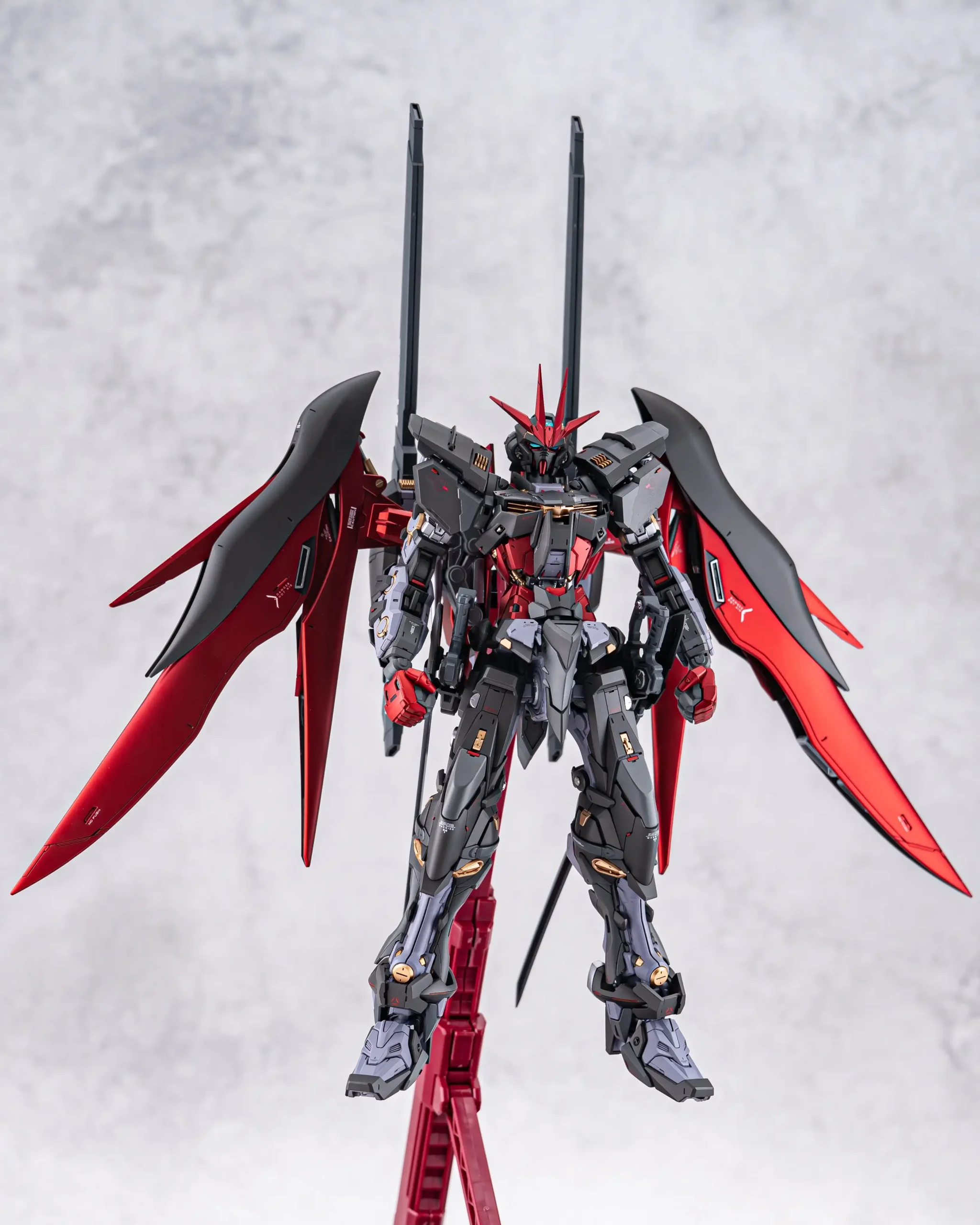 MBF-P0XD Gundam Astray Noir D Myniatures