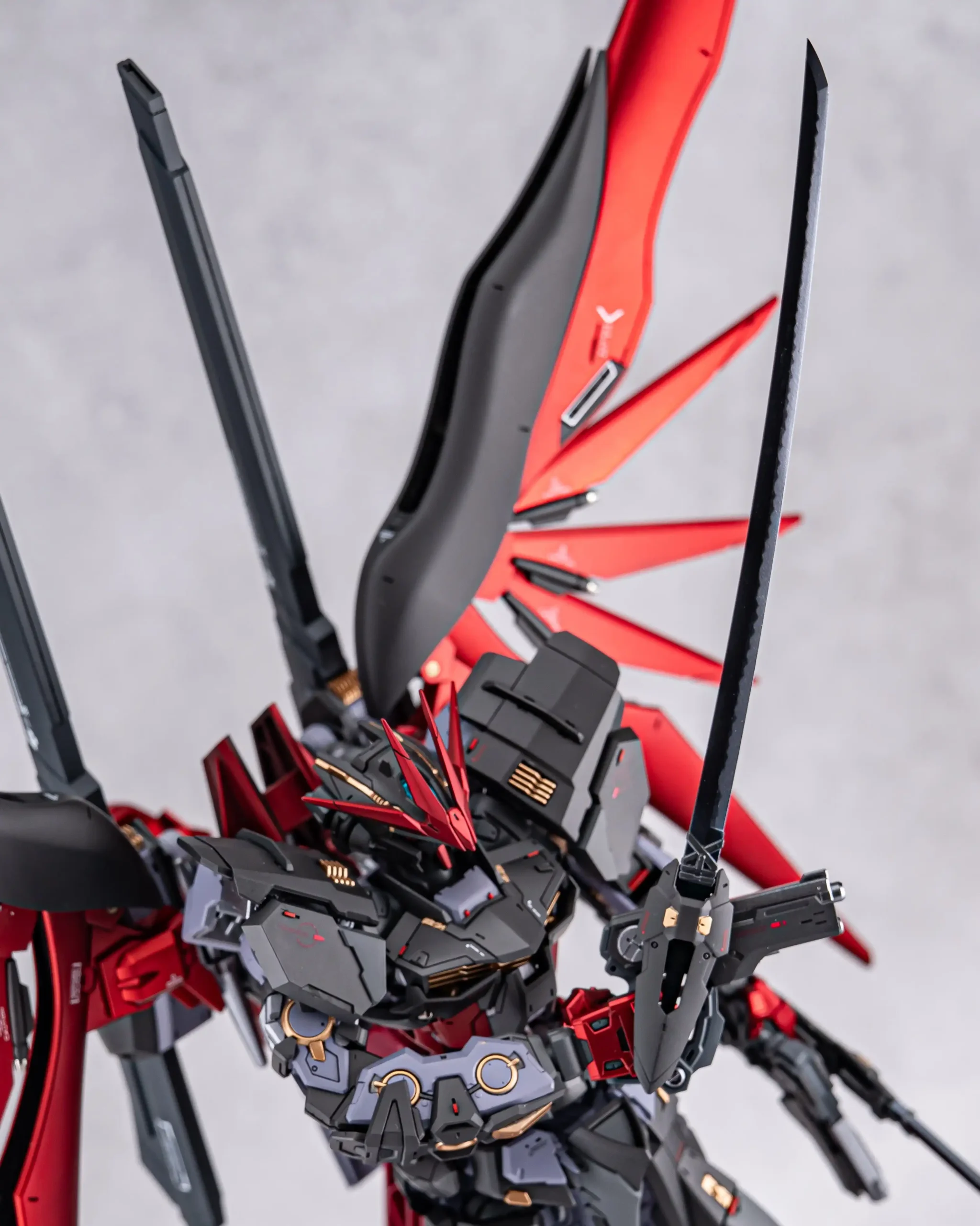 MBF-P0XD Gundam Astray Noir D Myniatures