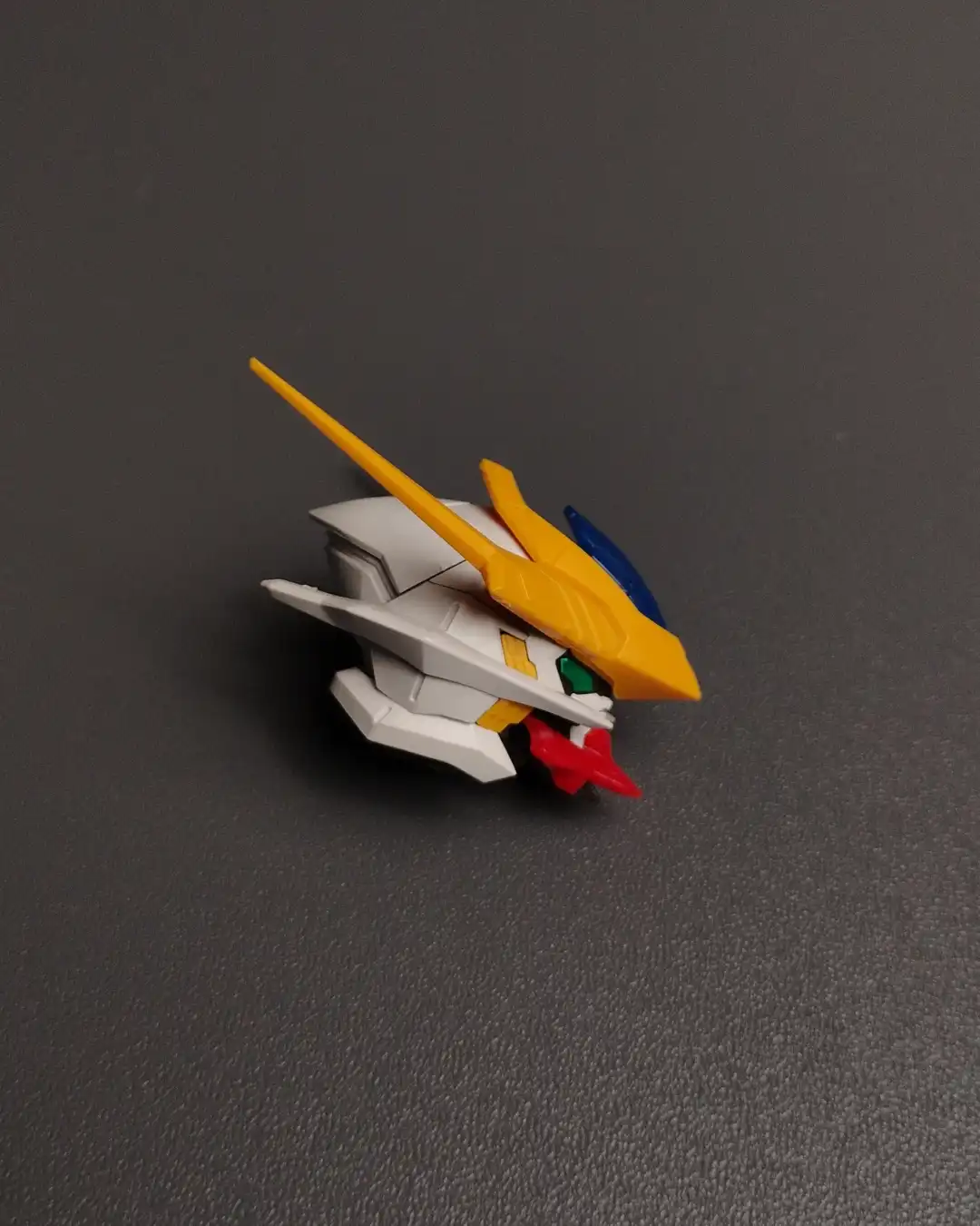 MG 1100 Gundam Barbatos Lupus Review – Best Iron-Blooded Orphans Master Grade Kit Myniatures (4)