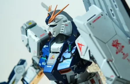 RX-93 V Gundam Myniatures