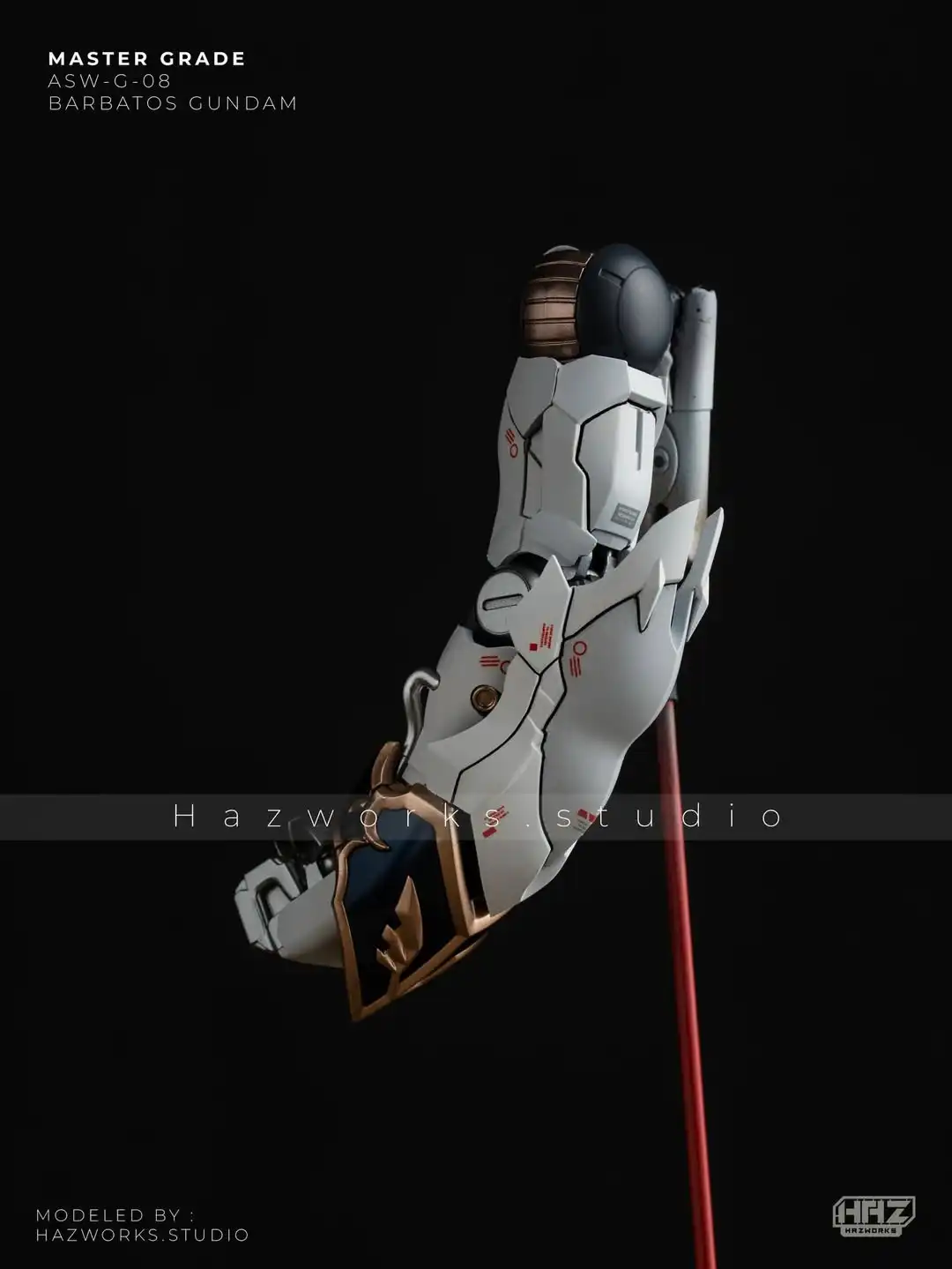 MG 1100 Sinanju Red Comet Myniatures