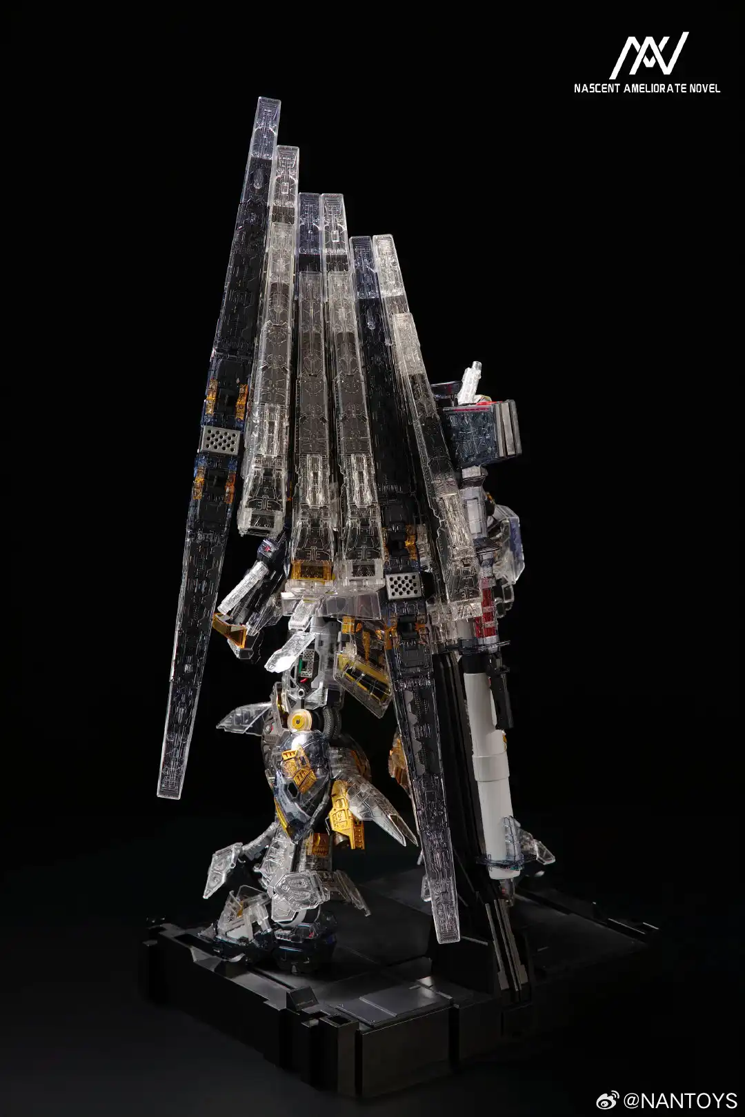 Perfect Grade Unleashed Nu Gundam Clear Armor Myniatures