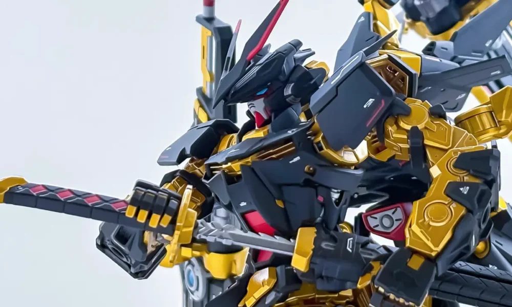 MG Gundam Astray Gold Dragon Myniatures