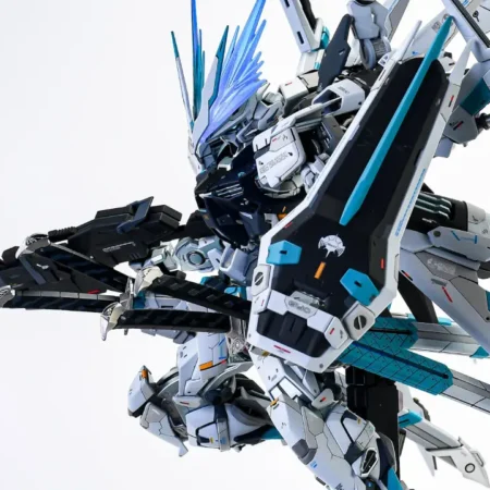 MG Gundam Astray Silver Dragon Myniatures