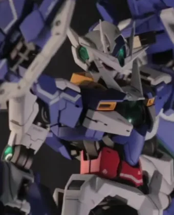 MG 00 Qan[T] Gundam Custom Build Myniatures
