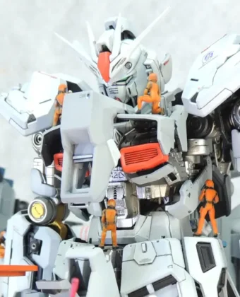 RG ν Gundam (First Lot Color Ver.) Myniatures