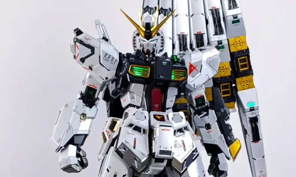 PG Unleashed Nu Gundam Myniatures