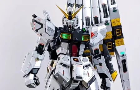 PG Unleashed Nu Gundam Myniatures